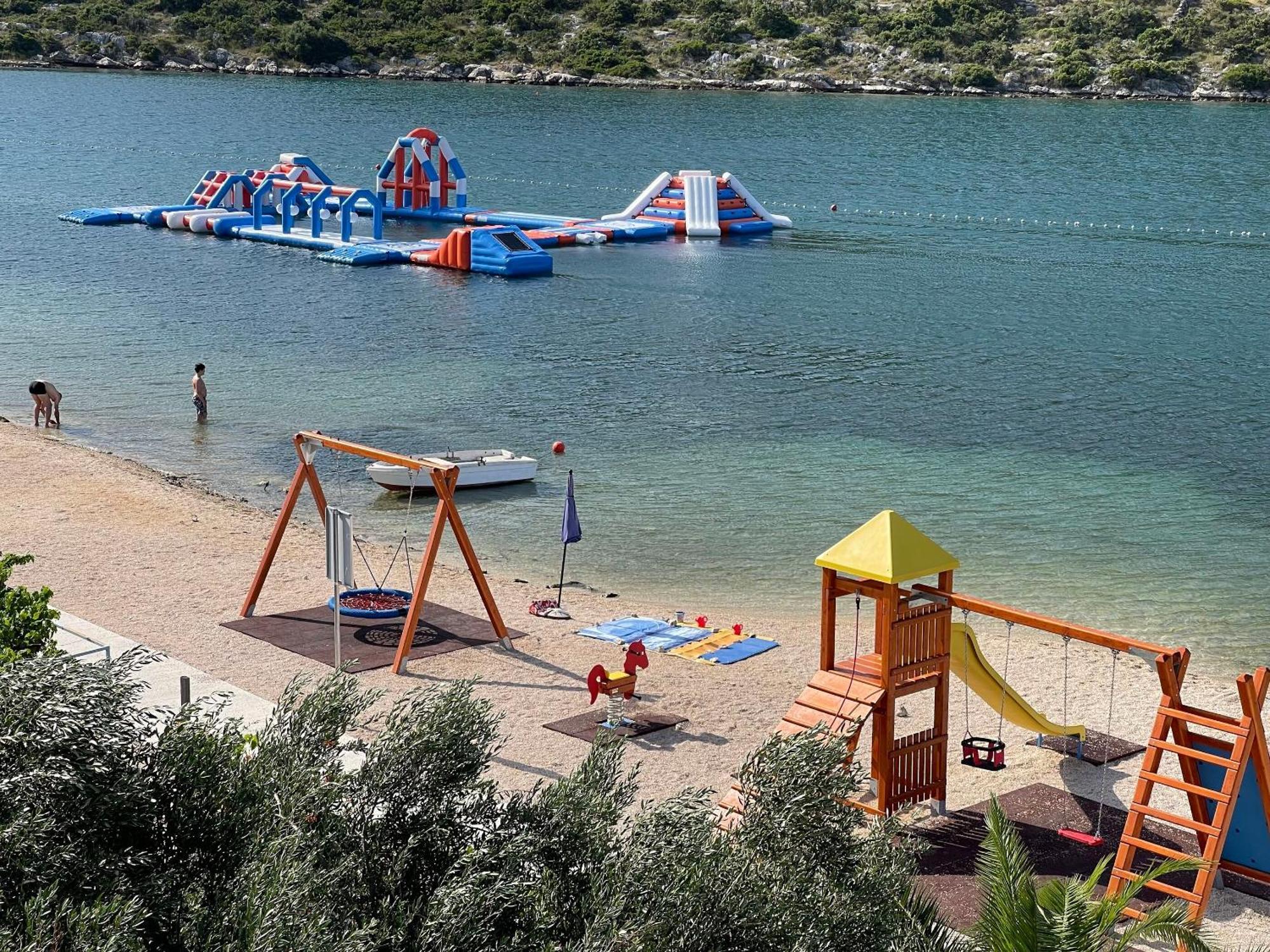 Apartments Kovacevic Rogoznica  Kültér fotó