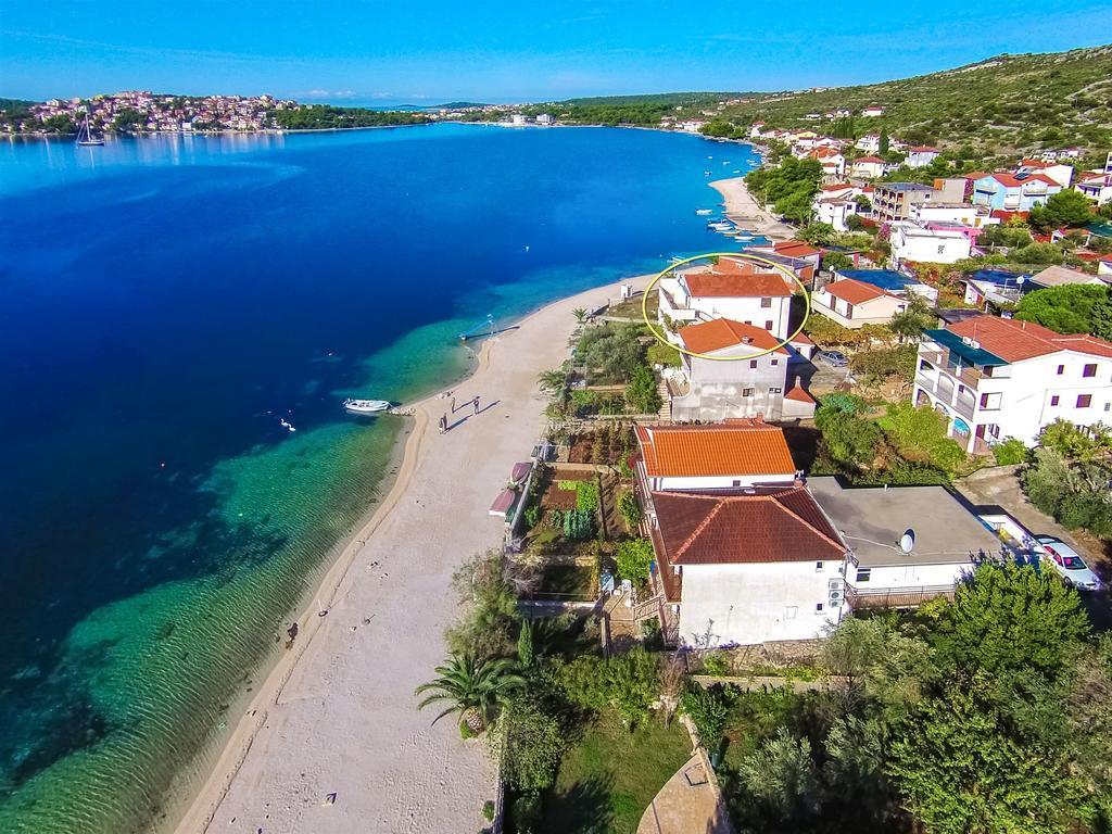 Apartments Kovacevic Rogoznica  Kültér fotó